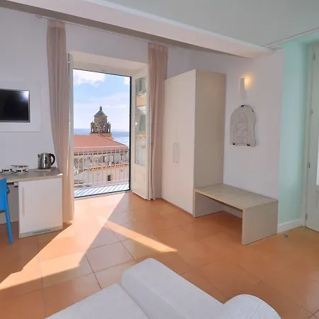 Konukevi Casa Mao 4*